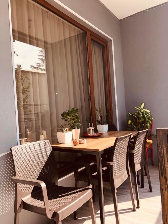 Sweet Apartment In Κουτάισι Εξωτερικό φωτογραφία