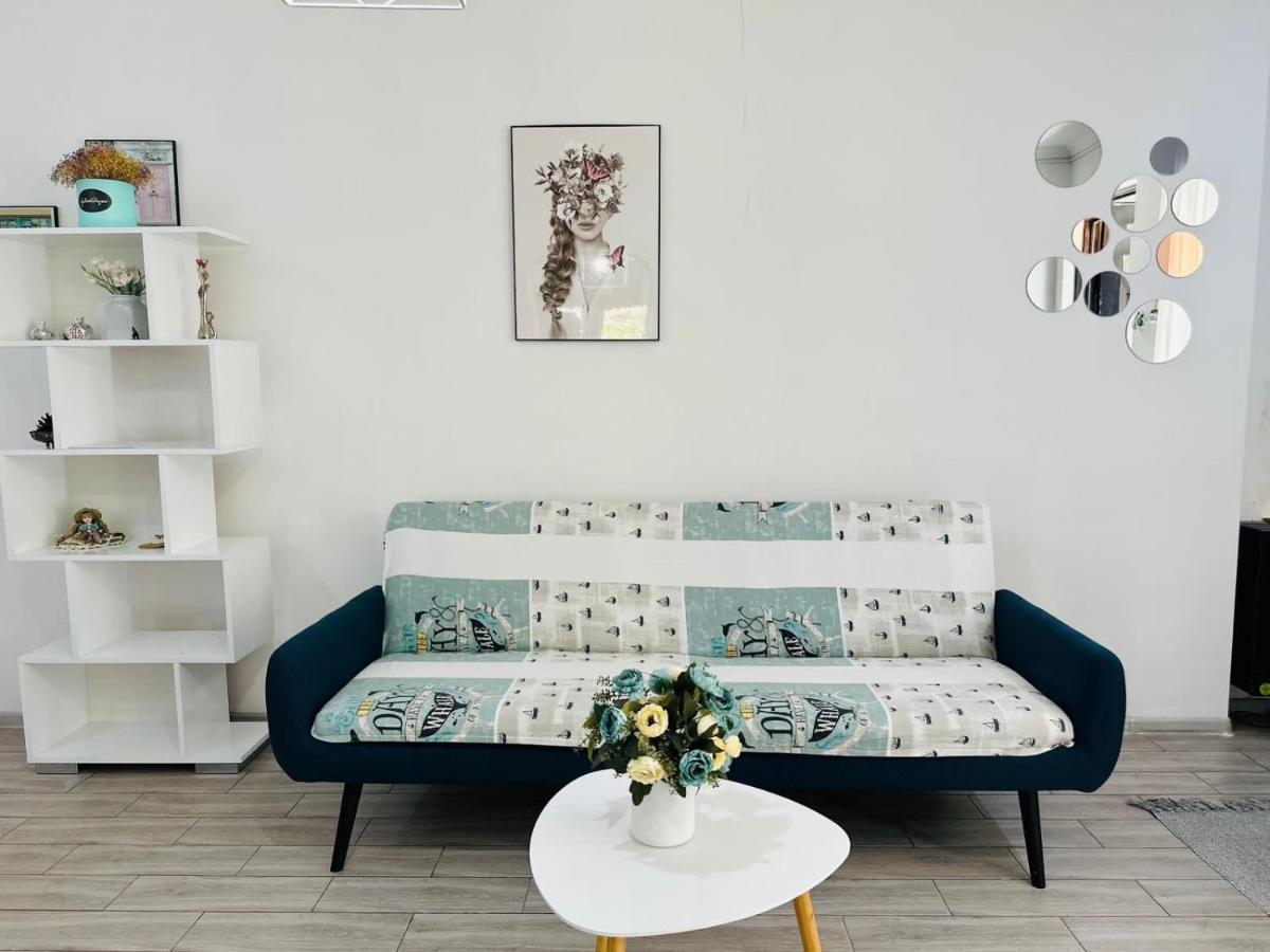 Sweet Apartment In Κουτάισι Εξωτερικό φωτογραφία