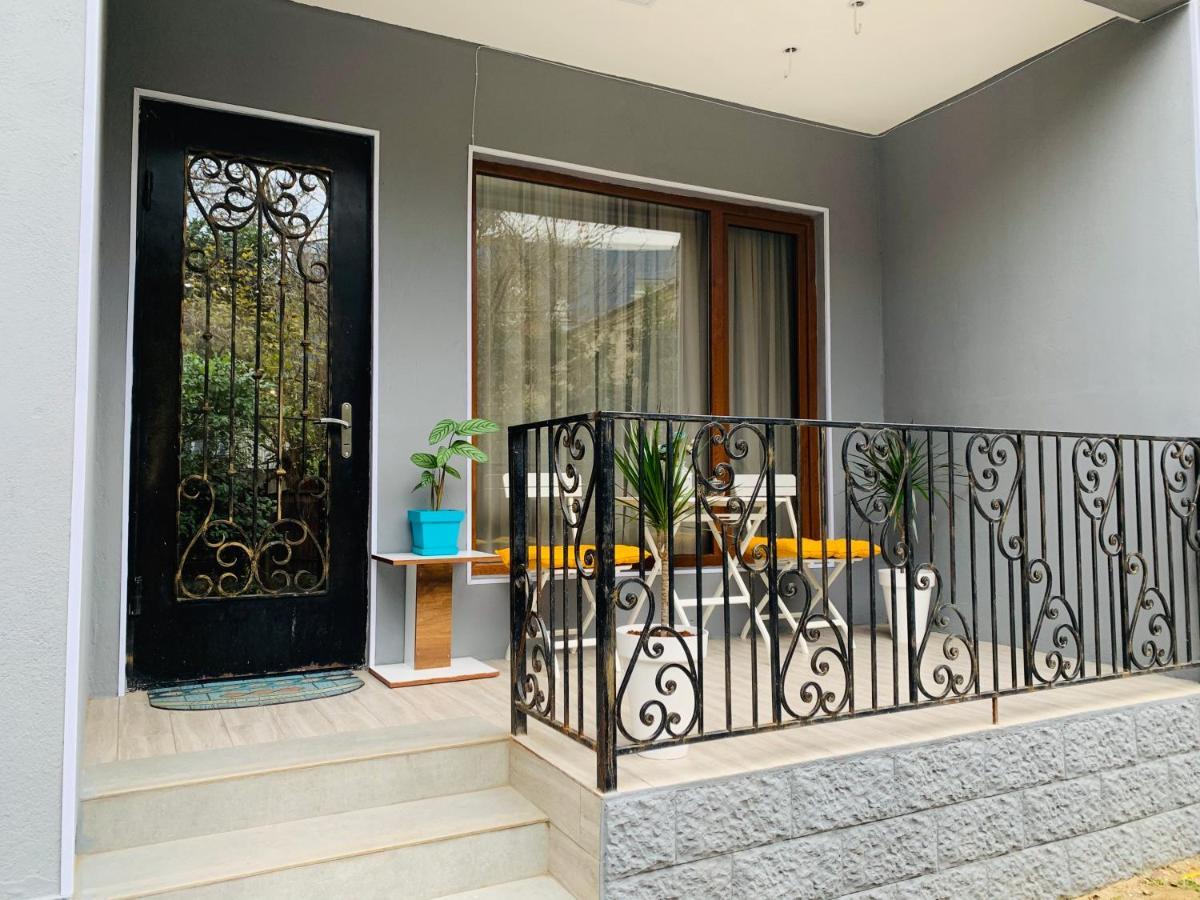 Sweet Apartment In Κουτάισι Εξωτερικό φωτογραφία