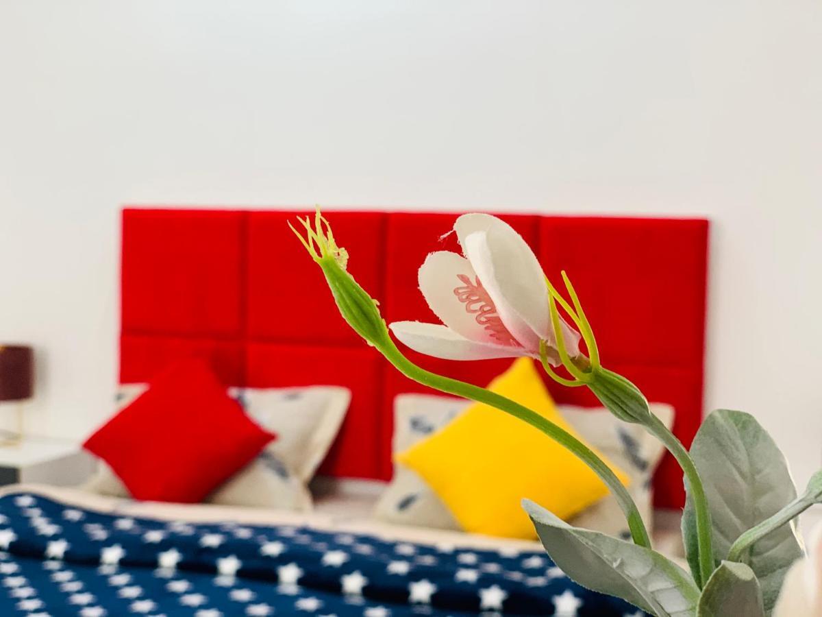 Sweet Apartment In Κουτάισι Εξωτερικό φωτογραφία