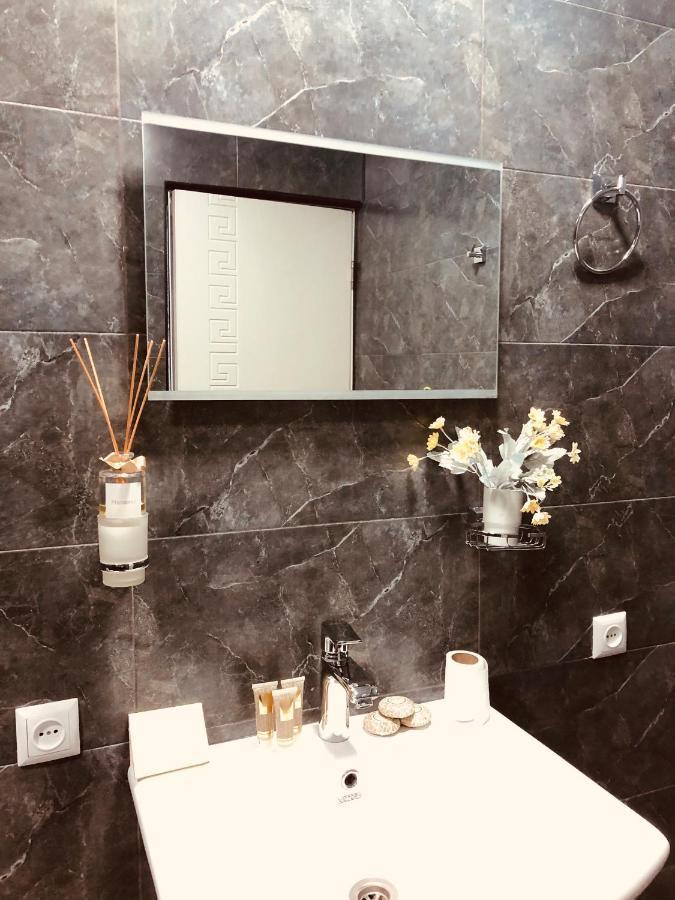 Sweet Apartment In Κουτάισι Εξωτερικό φωτογραφία